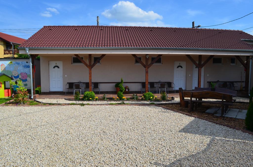 Belany Studios Veľký Meder Exterior foto