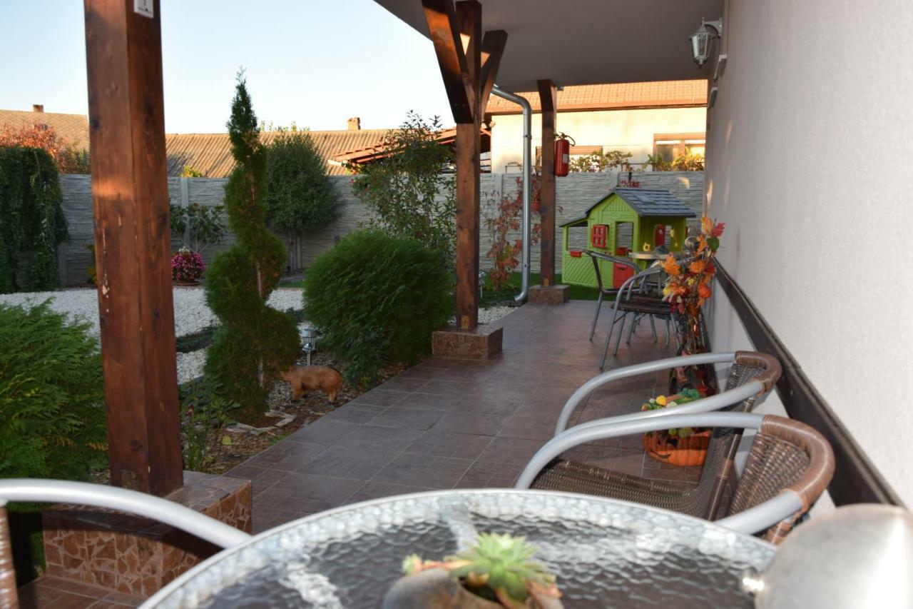 Belany Studios Veľký Meder Exterior foto