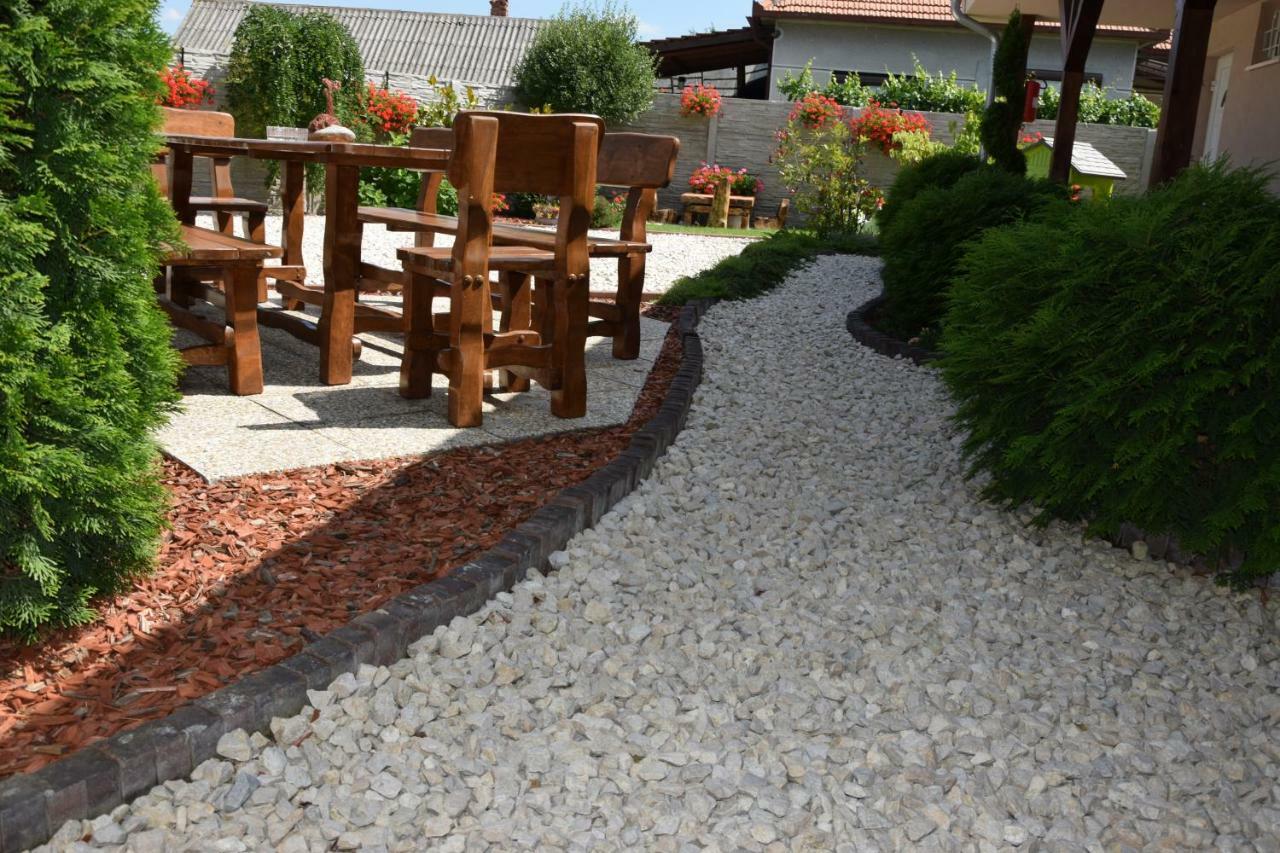 Belany Studios Veľký Meder Exterior foto