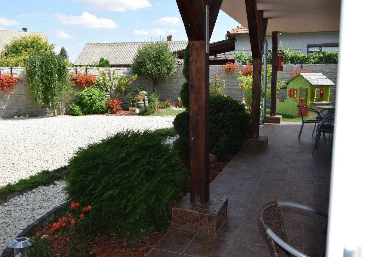 Belany Studios Veľký Meder Exterior foto